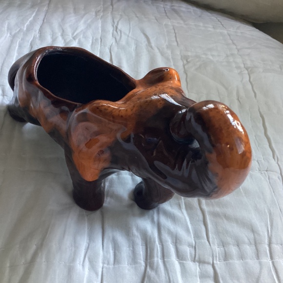 VINTAGE GLAZED POTTERY ELEPHANT PLANTER - Picture 5 of 8
